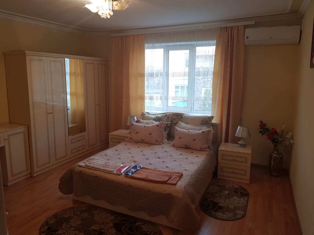 Navigator Bed & Breakfast Chernivtsi Ngoại thất bức ảnh